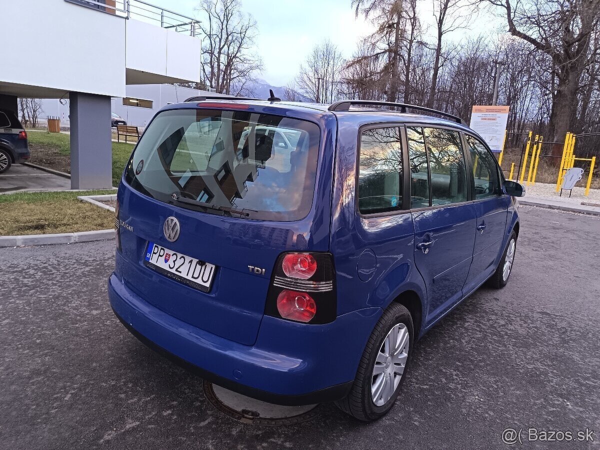 Predám VOLKSWAGEN TOURAN - 5