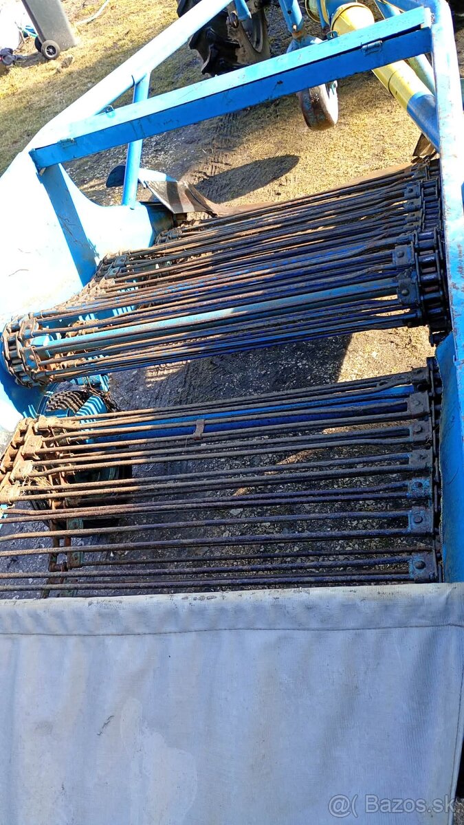 Vyorávač brambor TEK, pěkný stav, 2 kusý do výběru - 5