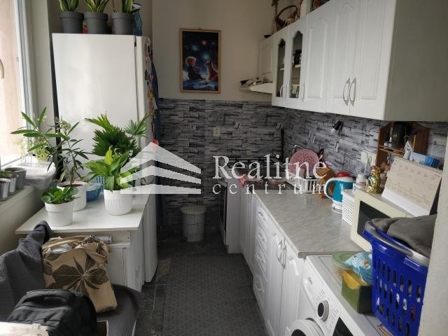 Predáme 2 izb. byt s lodžiou - 5