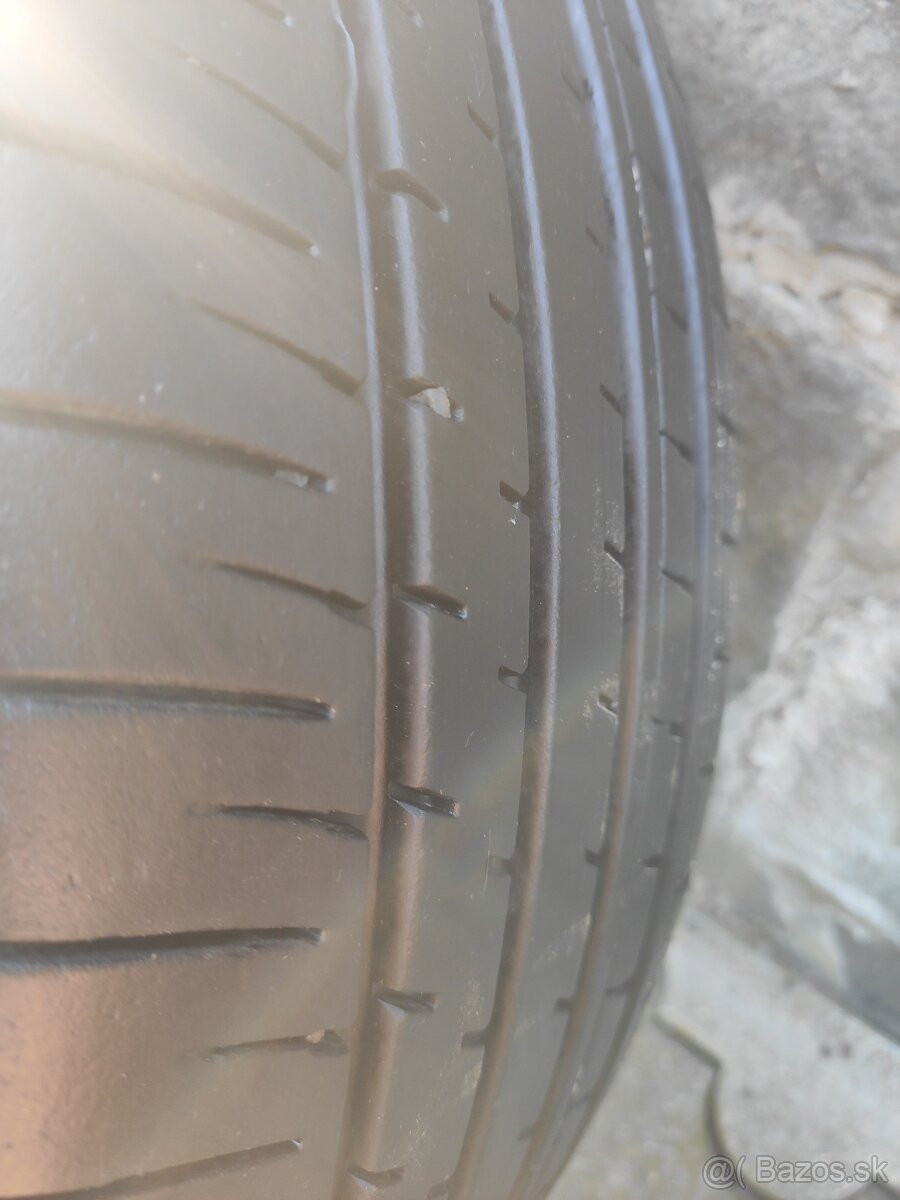 Yokohama bluearth 225/60r18 100H - 5