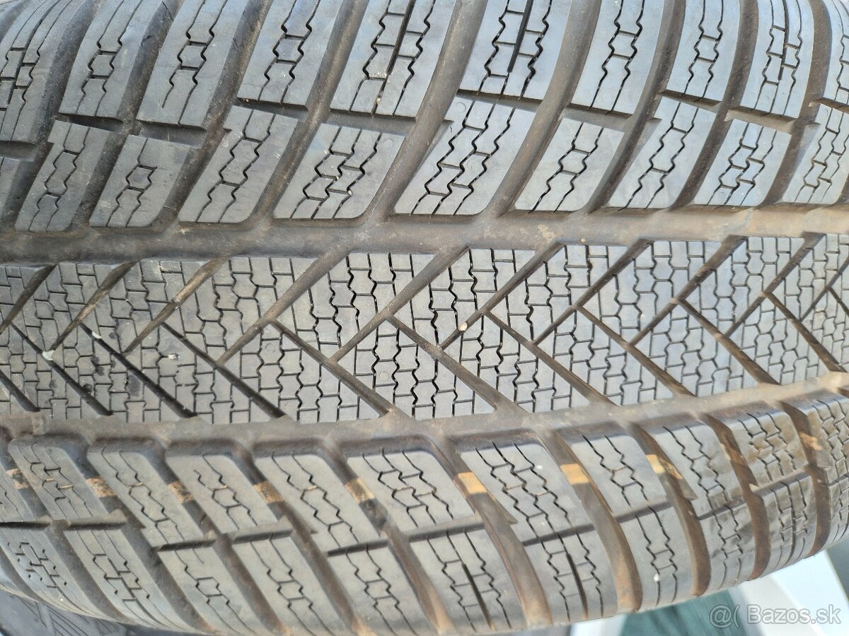 Nová zimní kola Volkswagen r17 Tcross - 5