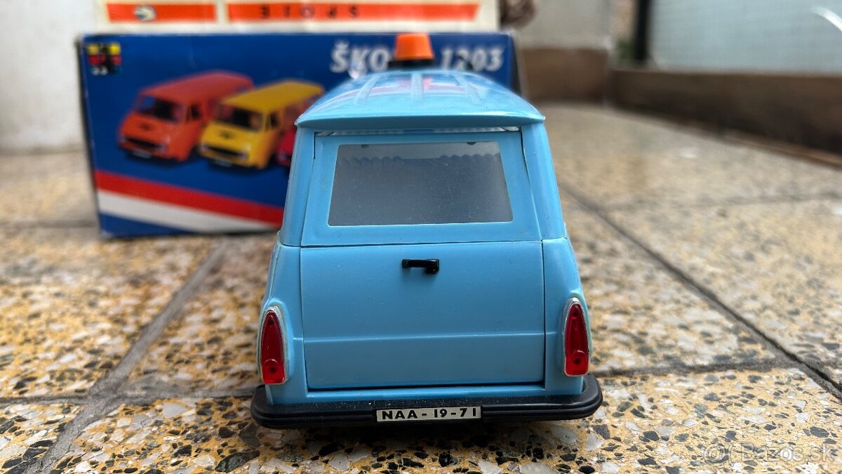 Škoda 1203 SPOJE KDN stará hračka - 5
