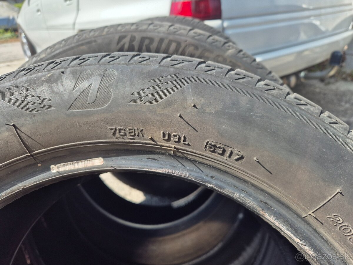 205/55r16 - 5