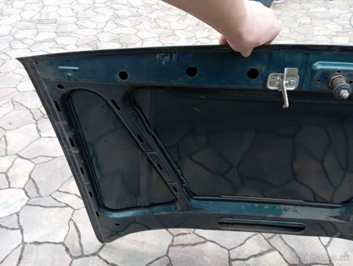 Škoda favorit kapota - 5