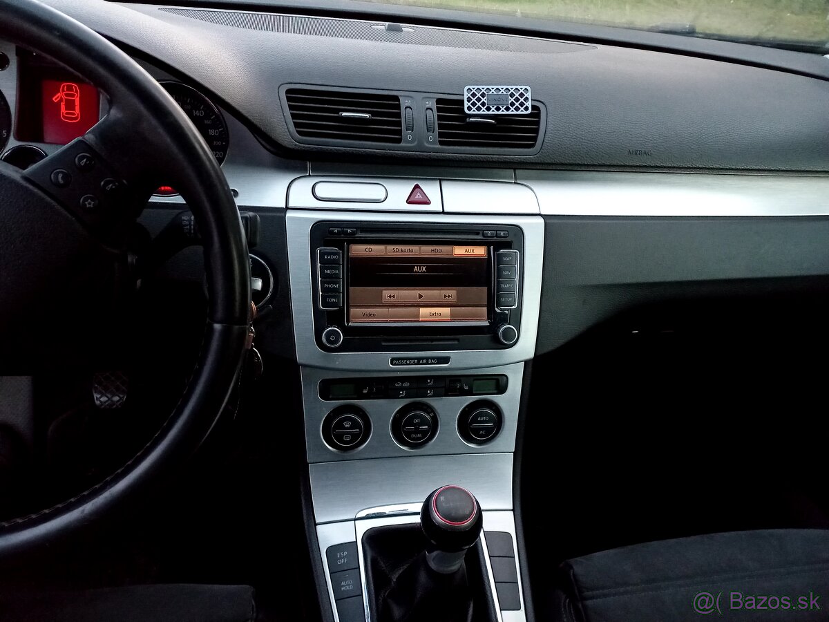 Predám VW Passat b6 2.0 TDi/2008 - 5