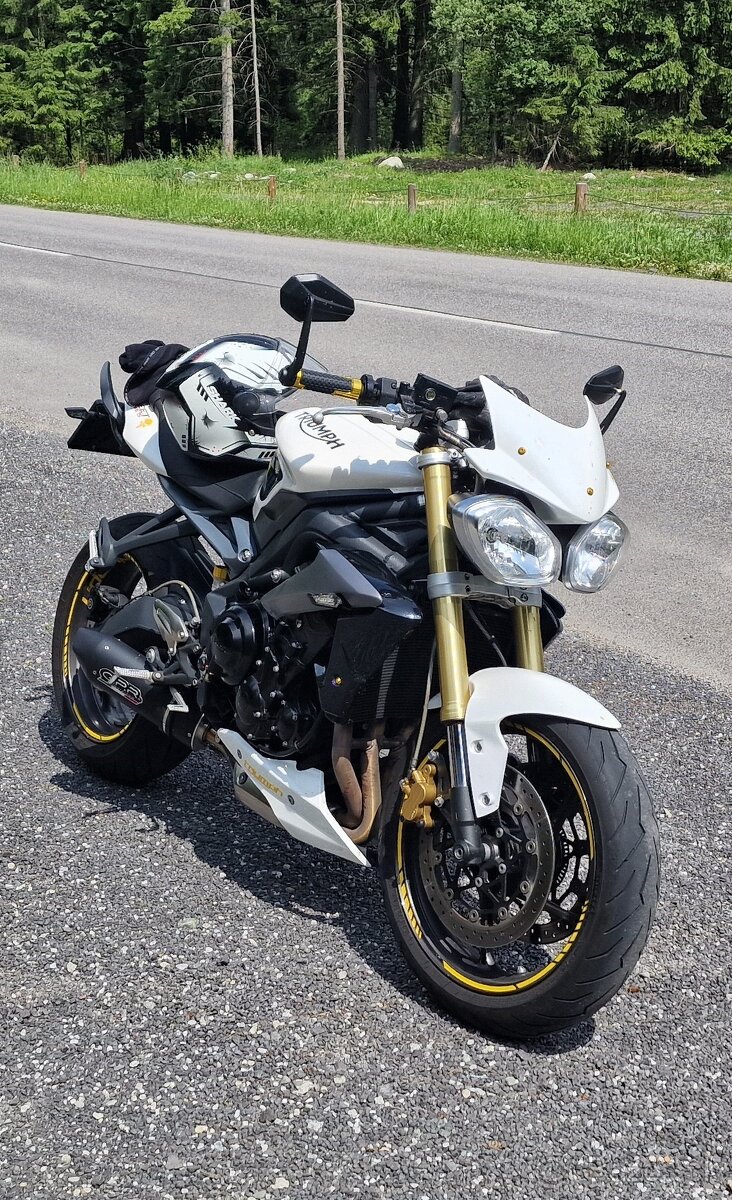 Triumph Street Triple 675 abs - 5