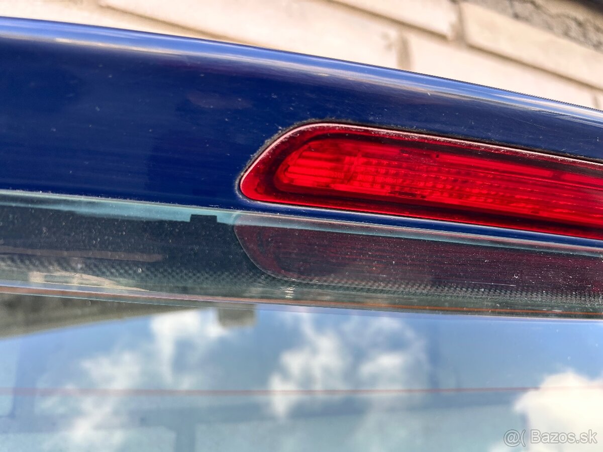 Páté dveře Škoda Octavia III kombi - 5