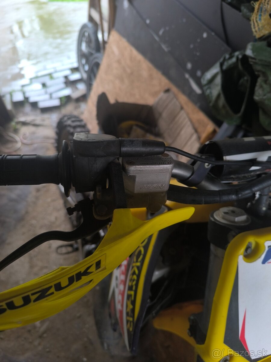 Suzuki RM 125