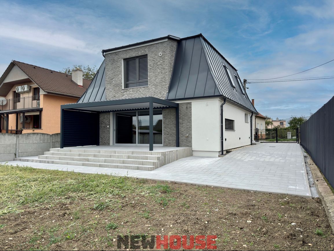 Skolaudovaná novostavba – 5i Rodinná vila BISKUPICE - 5