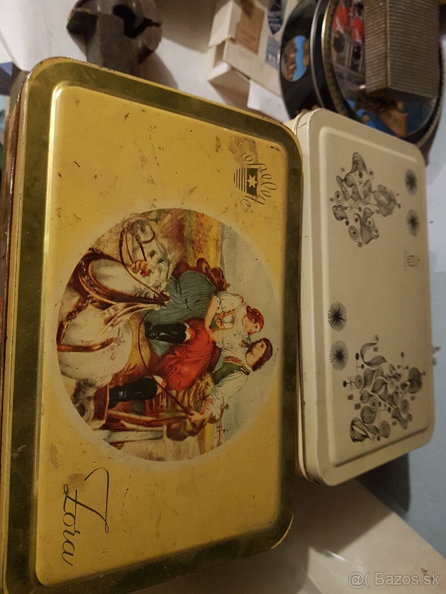 predam stare zapalkove krabicky igelitky, plechove krabicky - 5