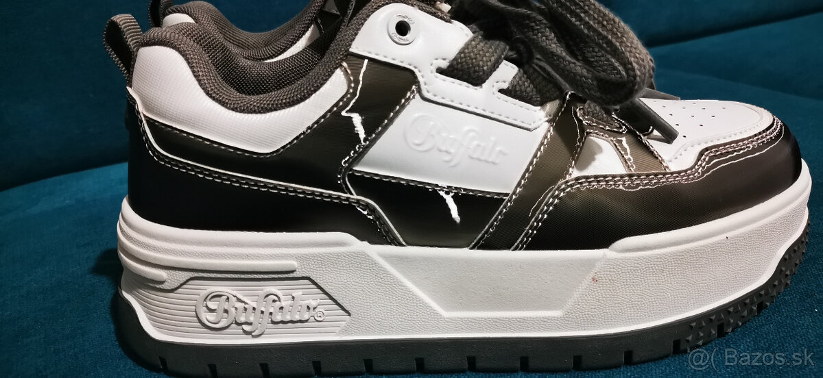 Predám nové tenisky Buffalo - 5