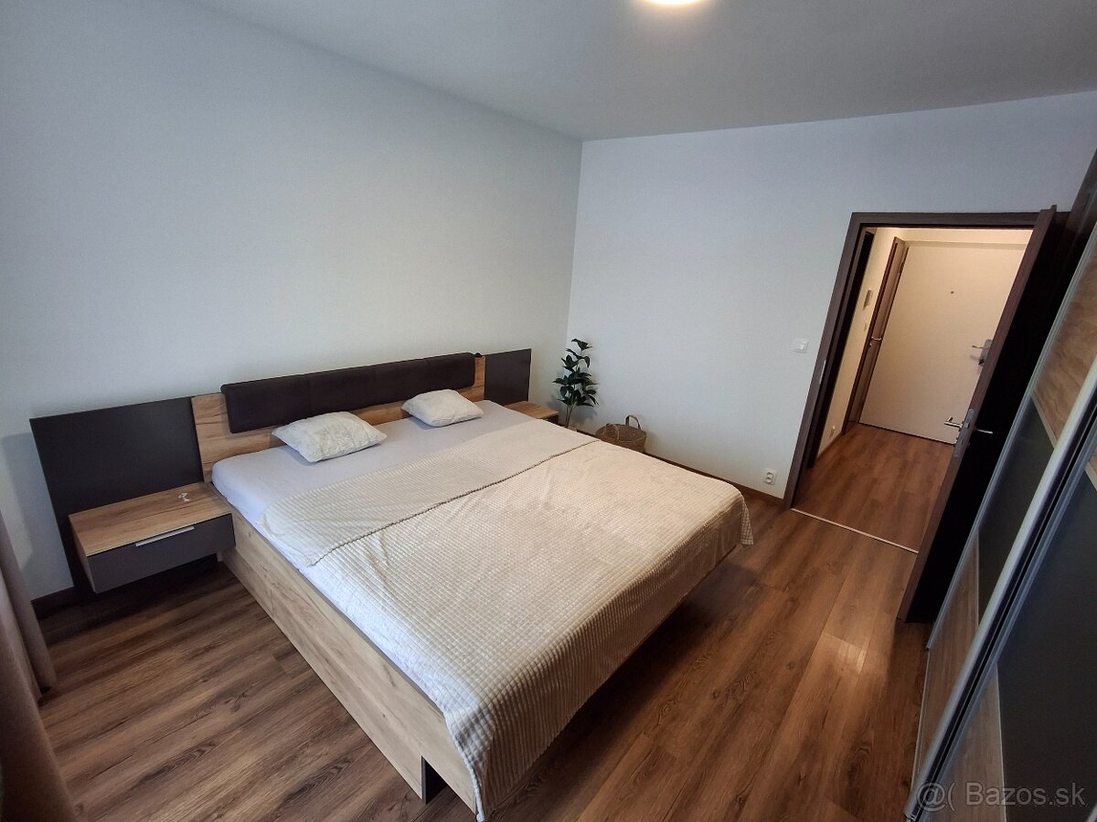 Na prenájom 2 izbový byt - Košice, Centrum - 5