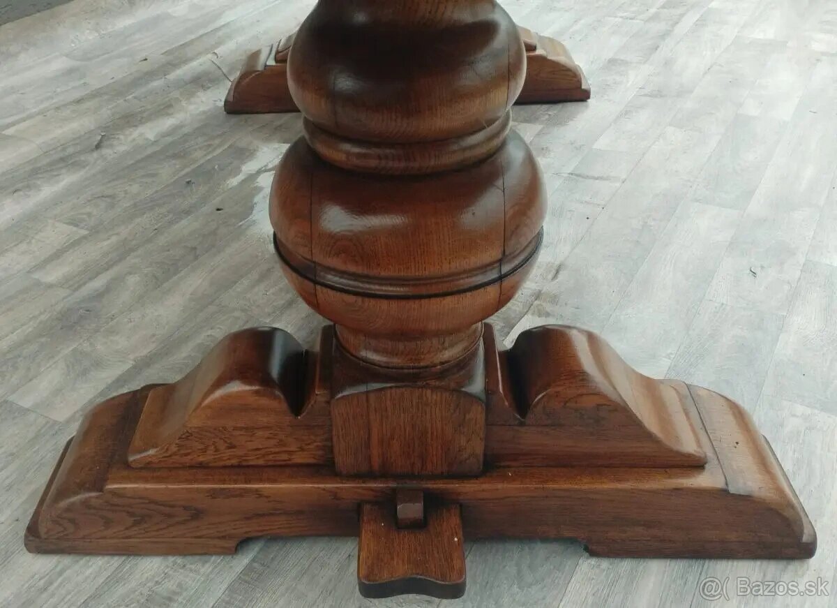 Stôl dubový refektársky . - 5