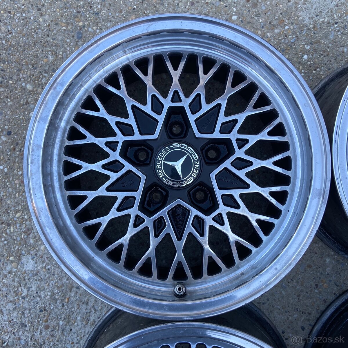 Elektróny Eta Beta Lucy 3A R15 - 5