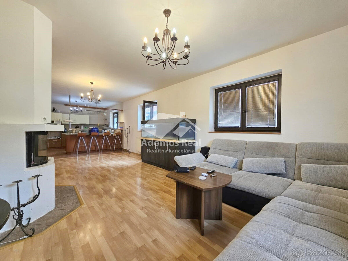 7-IZBOVÝ RODINNÝ DOM S BAZÉNOM - SEČOVSKÁ POLIANKA - 5