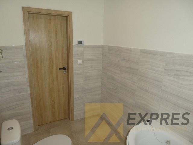 RK EXPRES - predaj 2 izbový byt v Handlovej, ul. Údernícka - 5