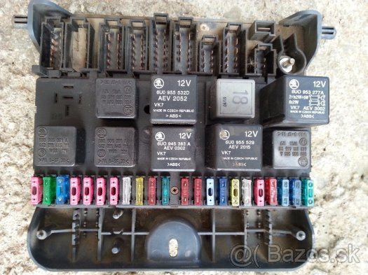 ŠKODA FELICIA,FAVORIT poistková skrinka,spínacia skrinka - 5