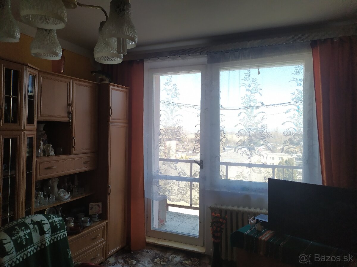 Predaj 2-izbový byt s balkónom, s výhľadom na V. Tatry - 5