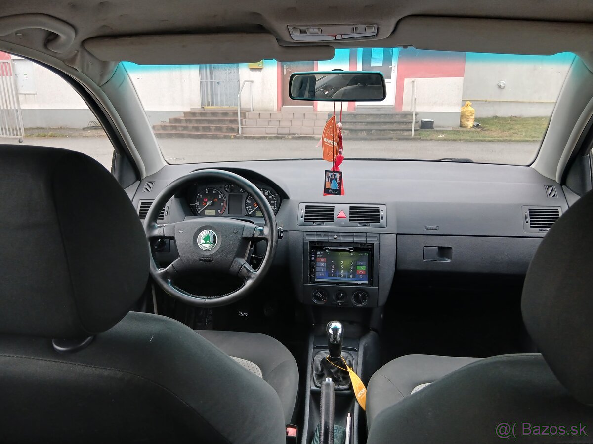 PREDÁM Škoda Fabia 1.2 (47kw) Rok 2003 - 5