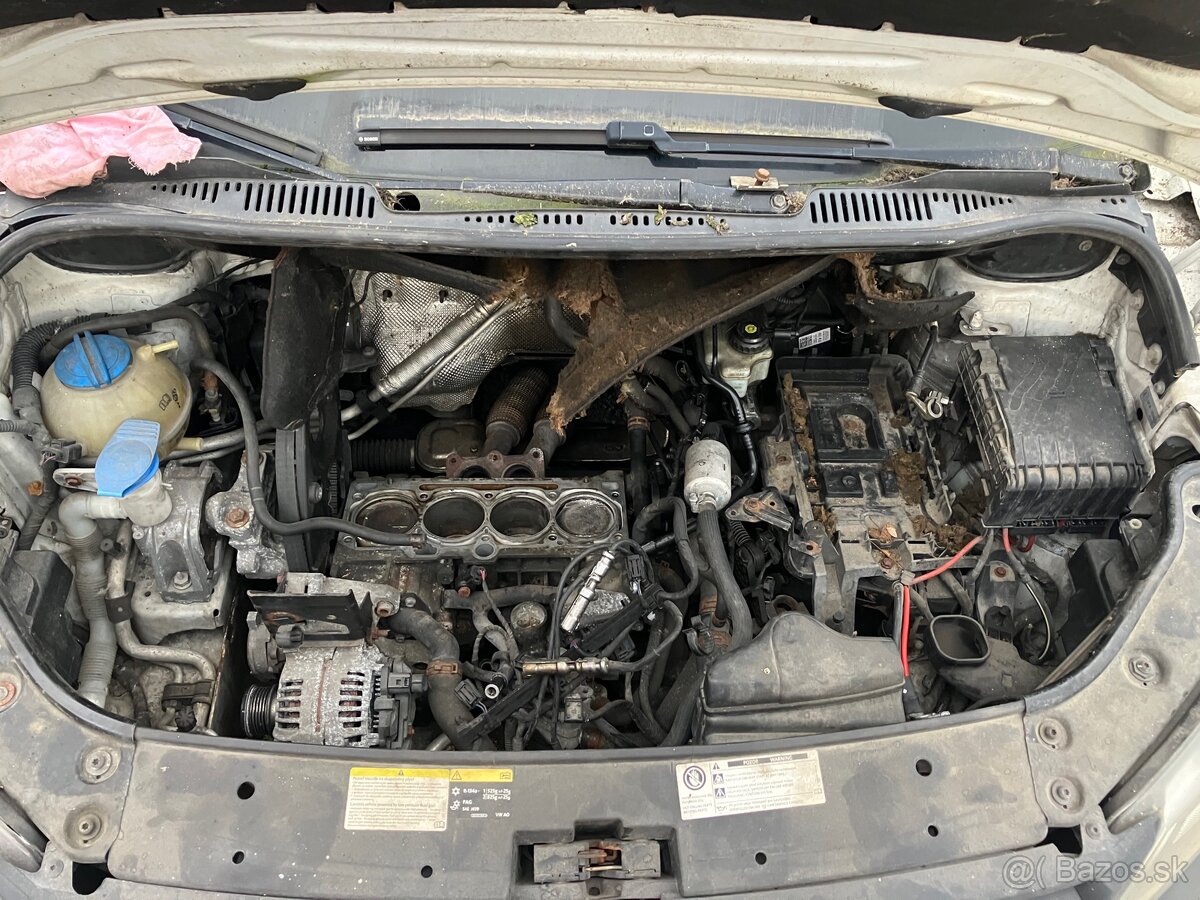 Rozpredam vw Caddy maxi 2013 1.6 bifuel CHGA - 5