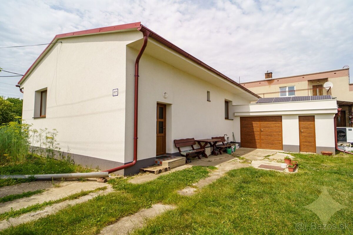 REZERVOVANÉ - Exkluzívny predaj rodinného domu v obci Jelšov - 5