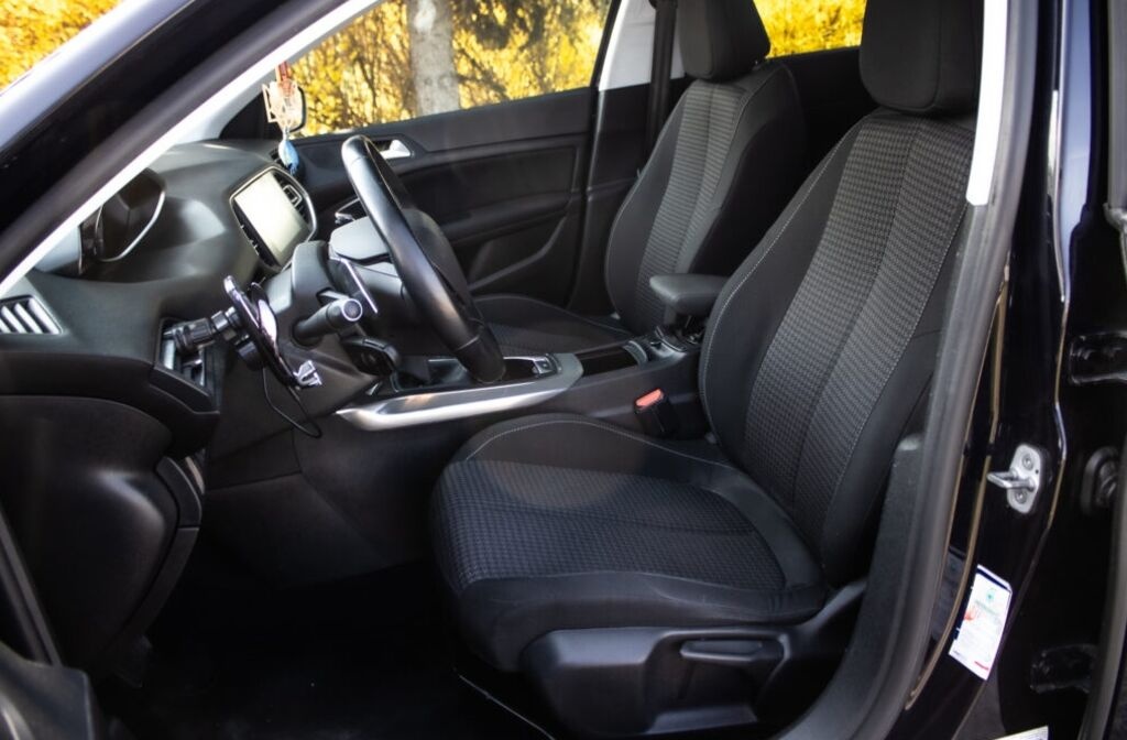 Peugeot 308 SW 2019 - 5