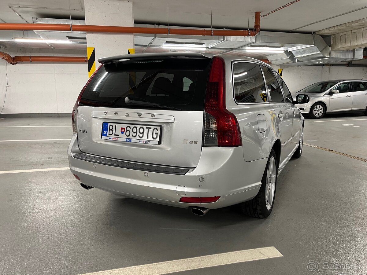 Volvo V50 D5 (2008) - 5