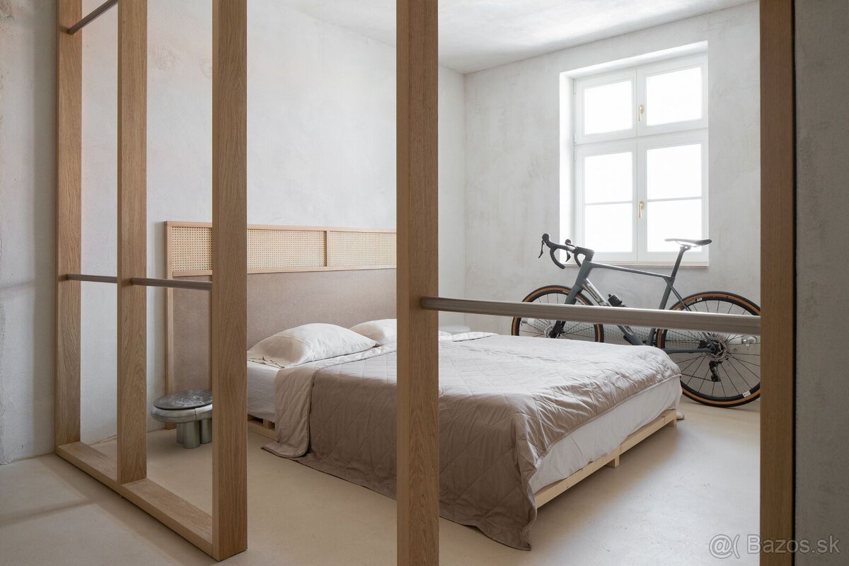 Unikátny 3,5-izbový mestský „vidiek“ (95 m²) od známeho arch – pohled 5