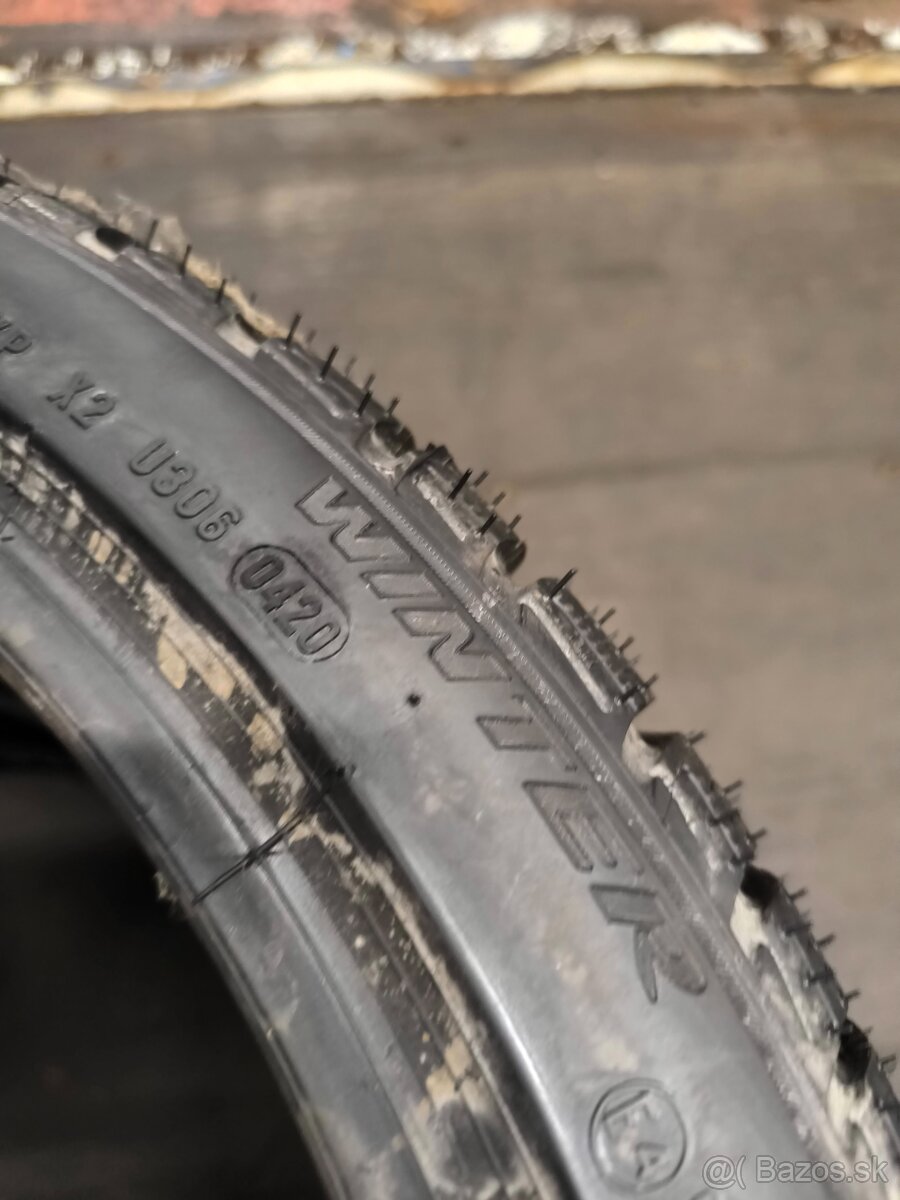 Pirelli Sottozero 3 225/45 R19 93H - 5