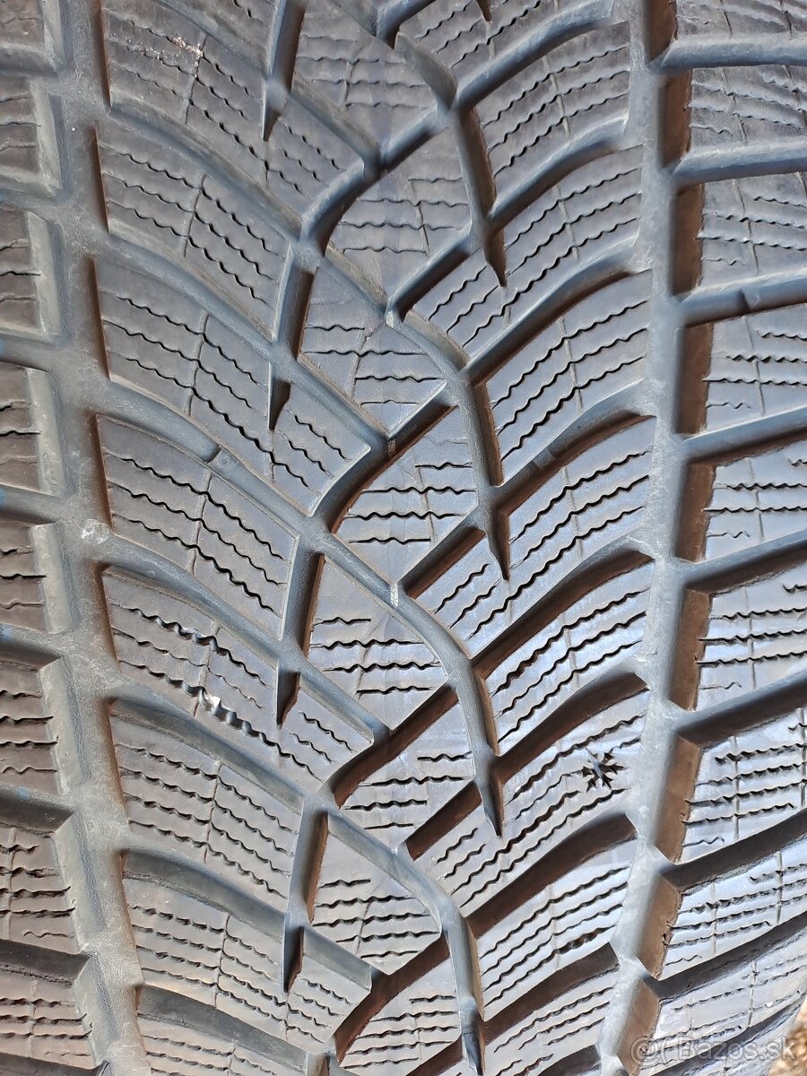 4x zimne pneumatiky Goodyear 235/40 R19 96V - 5