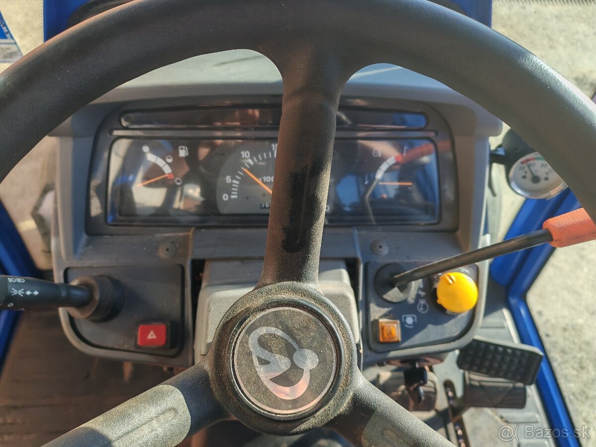 Komunalne ISEKI TH 4335 4x4 - 5