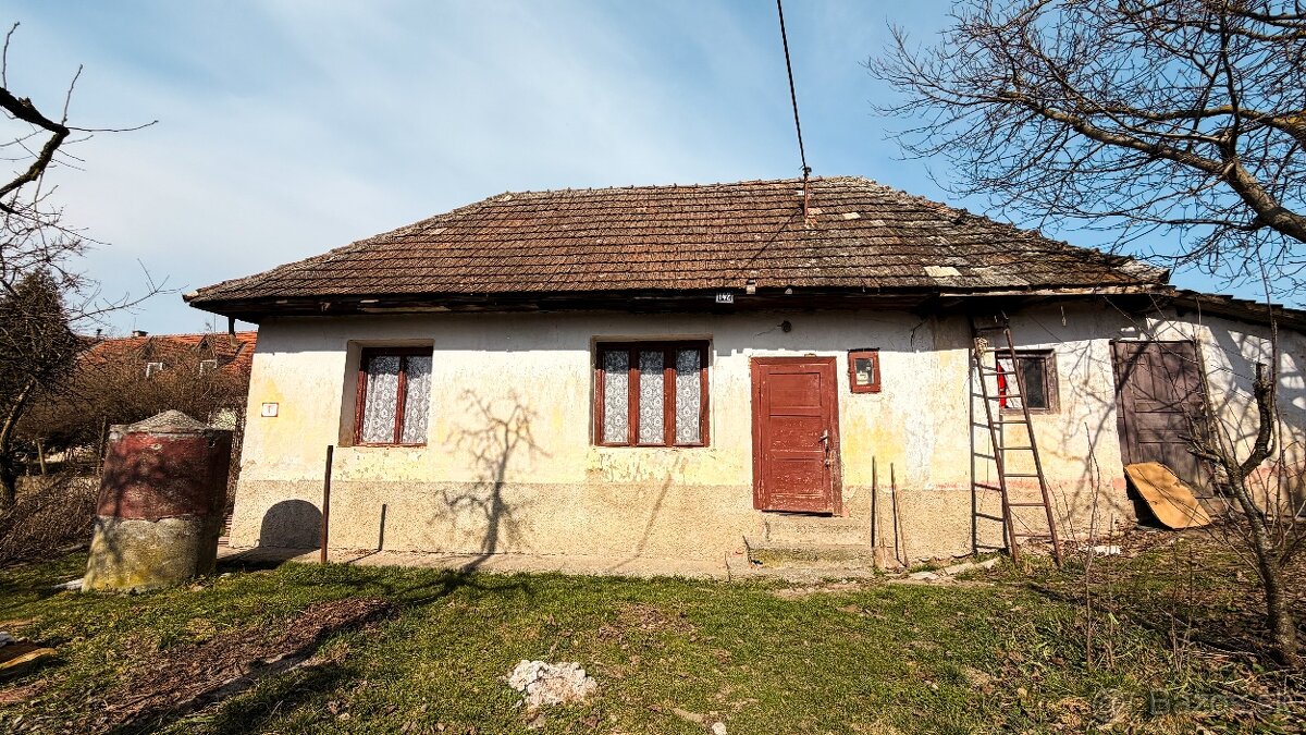 Stavebný pozemok v strede obce, Drienov - 5