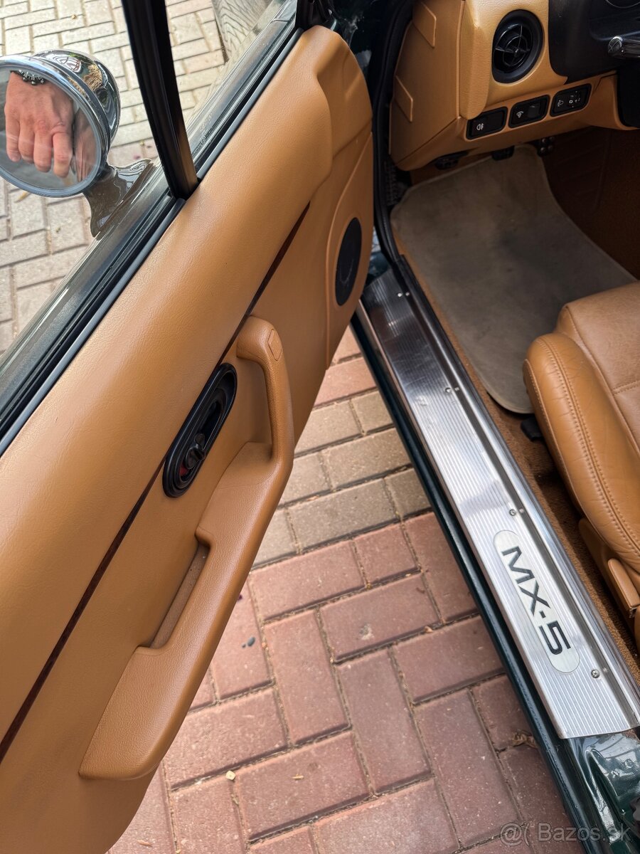 Mazda MX-5 cabrio Miata - 5