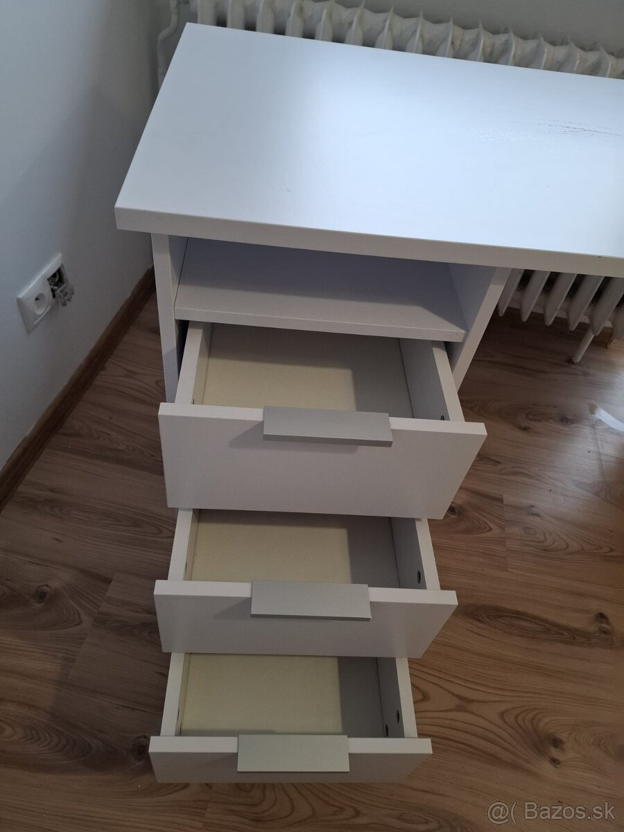 Kancelársky stôl - 5