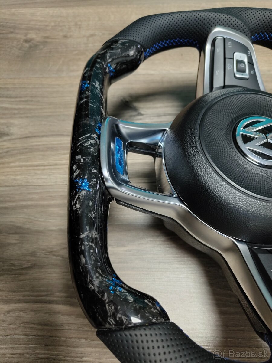 Karbonový volant Golf 7, Arteon, T-Roc, Polo - 5