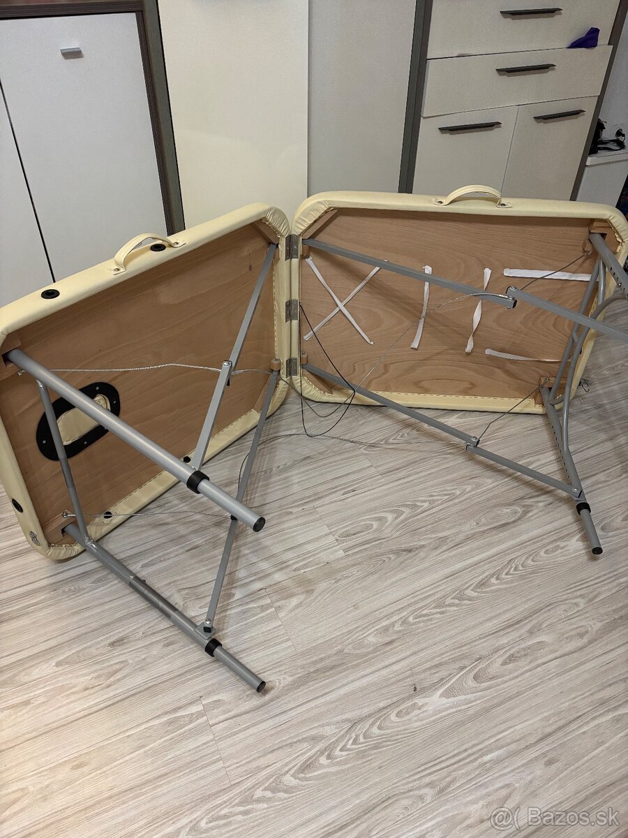 Predám plnohodnotné masážne lehátko. - 5