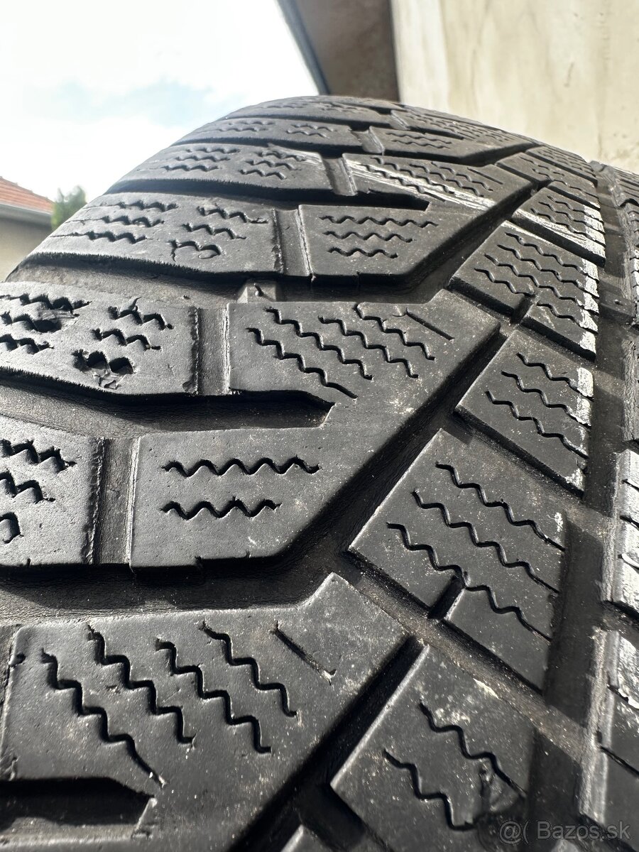 Hankook 225/55 r17 zimné - 5
