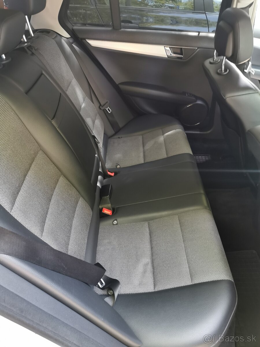 Predám Mercedes Benz C320 CDI Avantgarde - 5