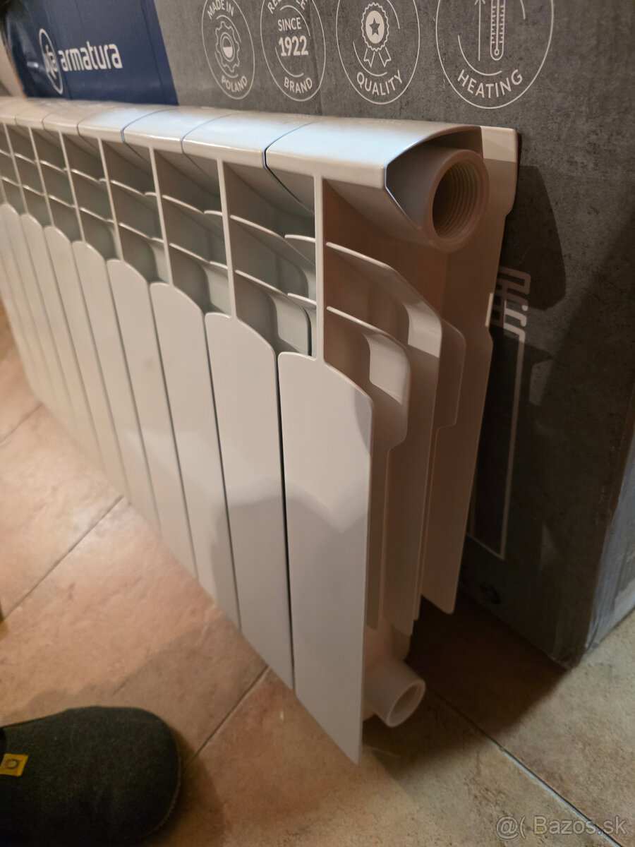 nový hlinikový radiátor - 5
