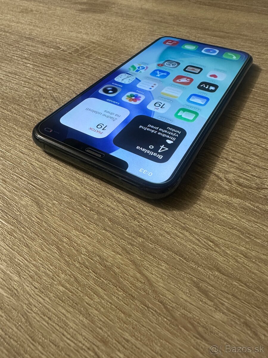 iPhone 11 Pro Max / 64GB Green / TOP stav - 5