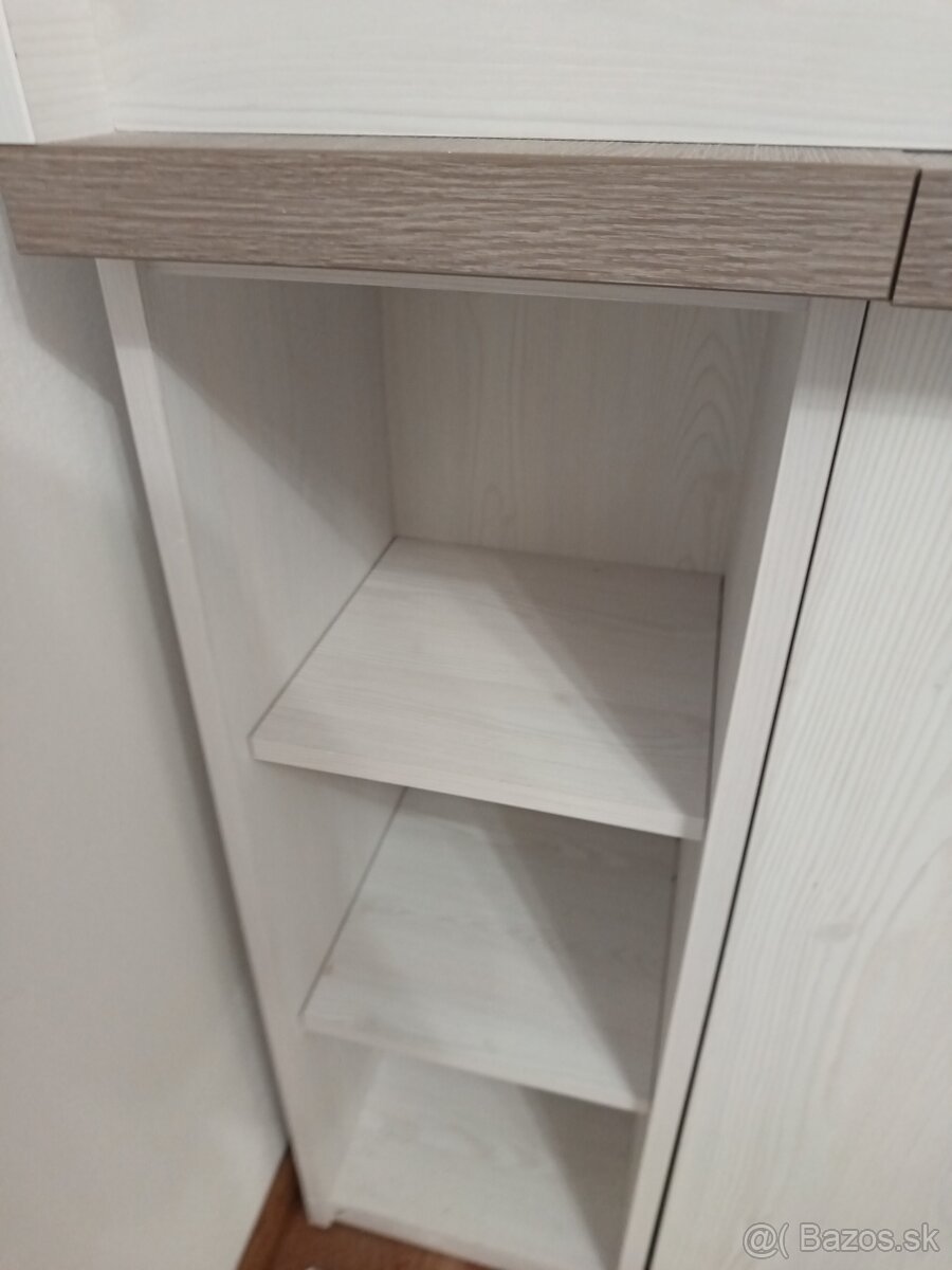 Komoda - 5