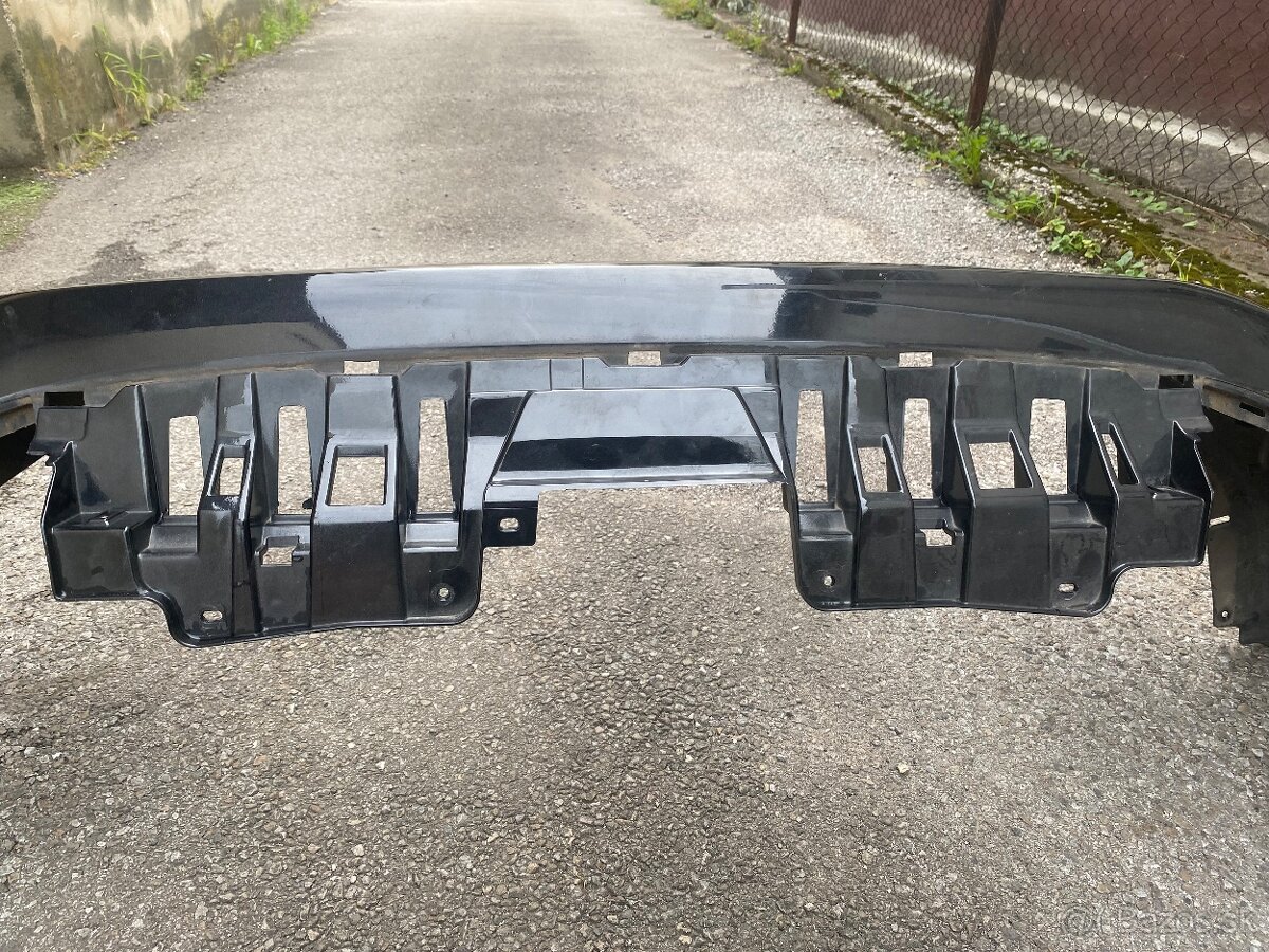 Suzuki Vitara III lift 18- predny naraznik - 5