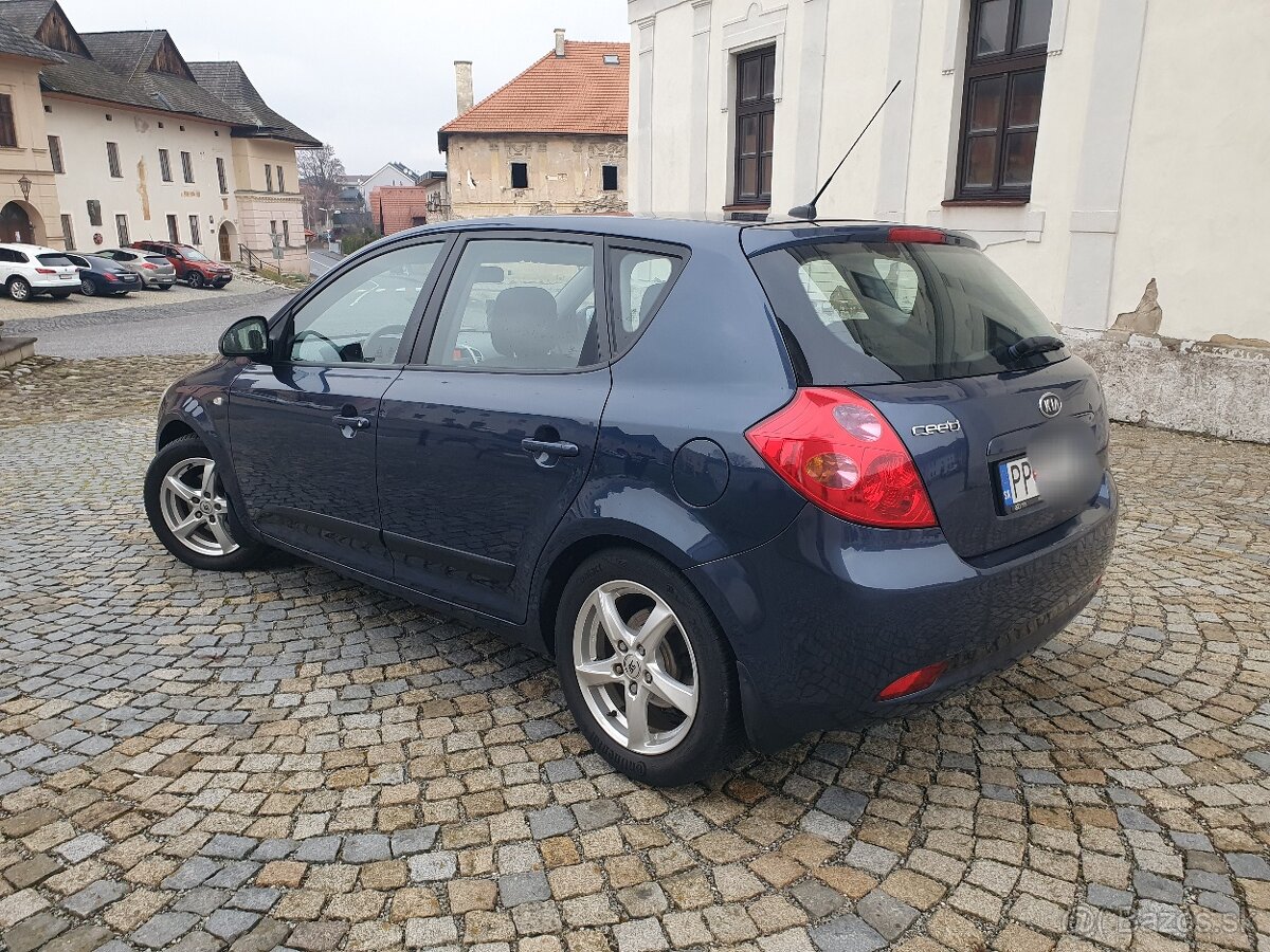 Kia Ceed 1.4 CVVT benzin 77kw - 5