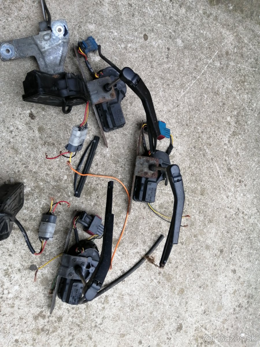 Stierače svetiel SAAB - 5