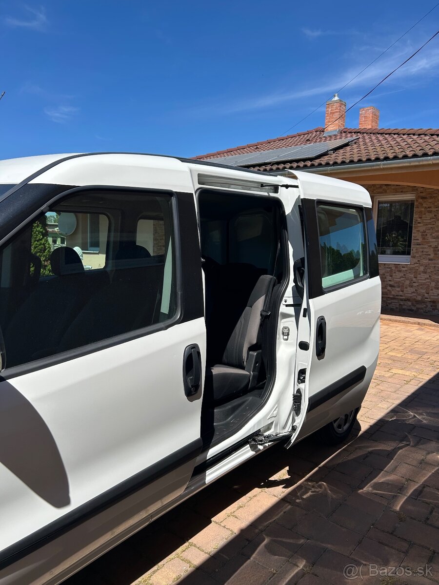 Predám Fiat Doblo Maxi - 5