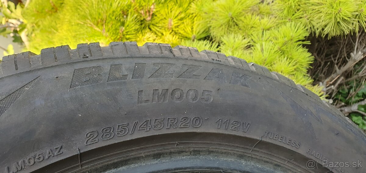 Bridgestone Blizzak LM005 , 285/45 R20 celorocna - 5