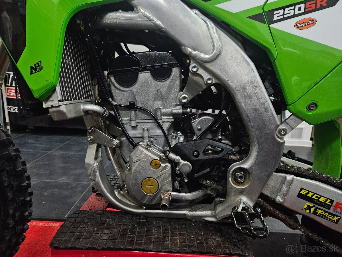 KAWASAKI KX250F