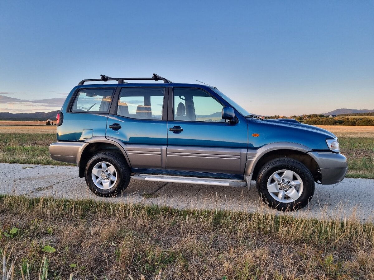 NISSAN TERRANO .. Top stav ...