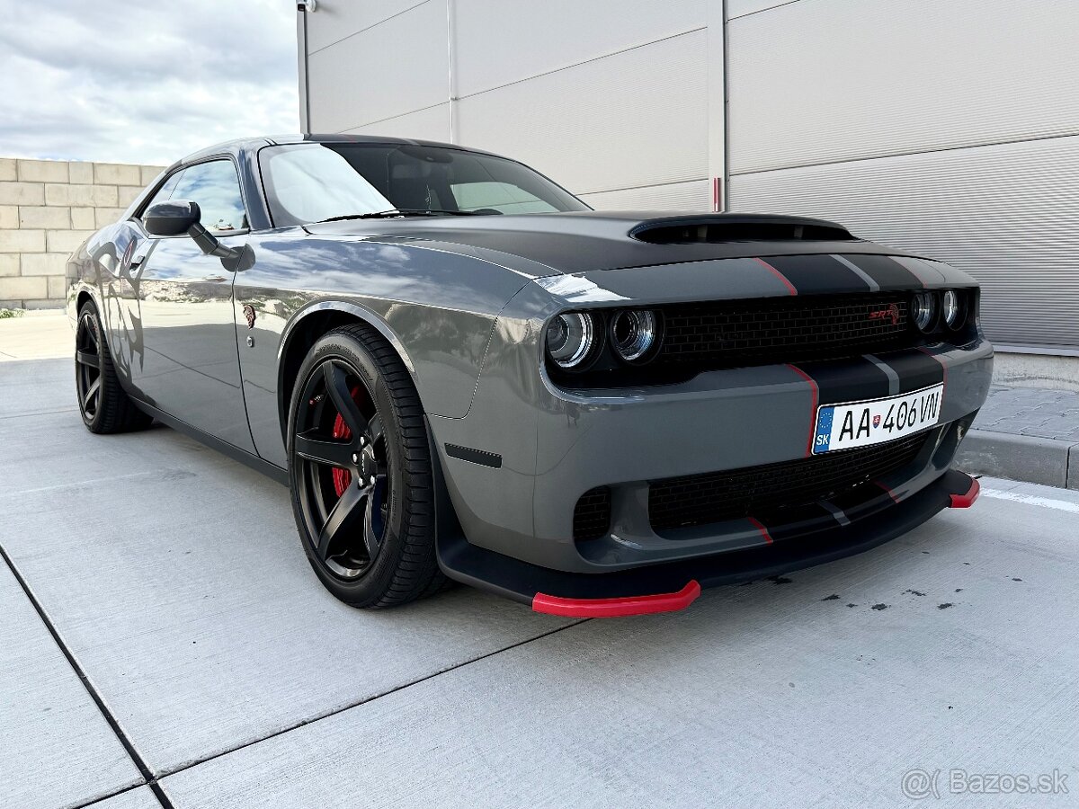 Dodge Challenger SRT Hellcat 6.2 V8 – 717 P - 5