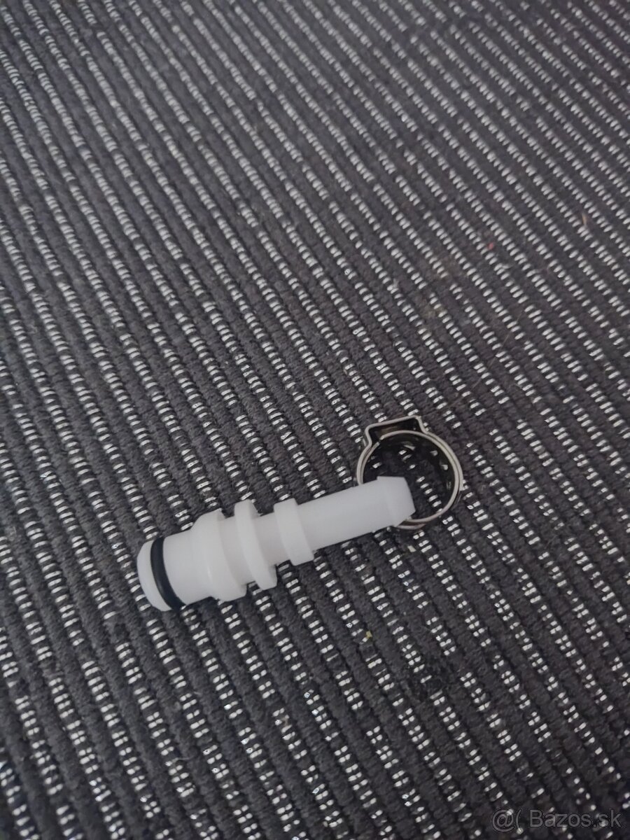 Predám rýchlospojku na karcher puzzi tepovač - 5